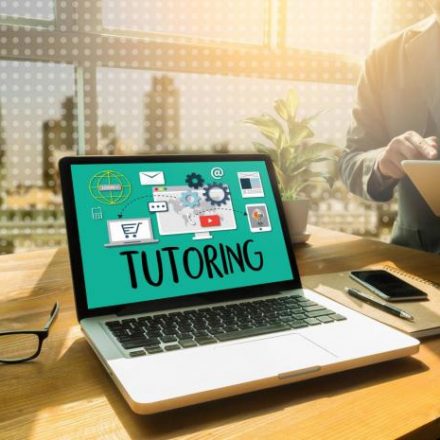 A Guide To Online Tutoring And Its Benefits